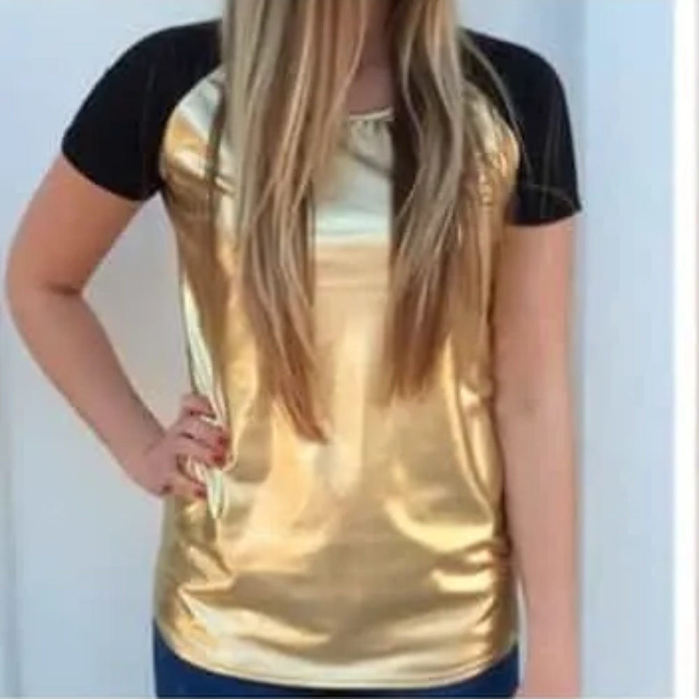 Boutique Style‎ Gold and Black Top